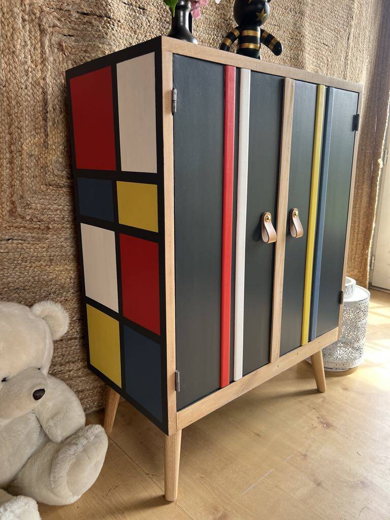 Petit meuble
