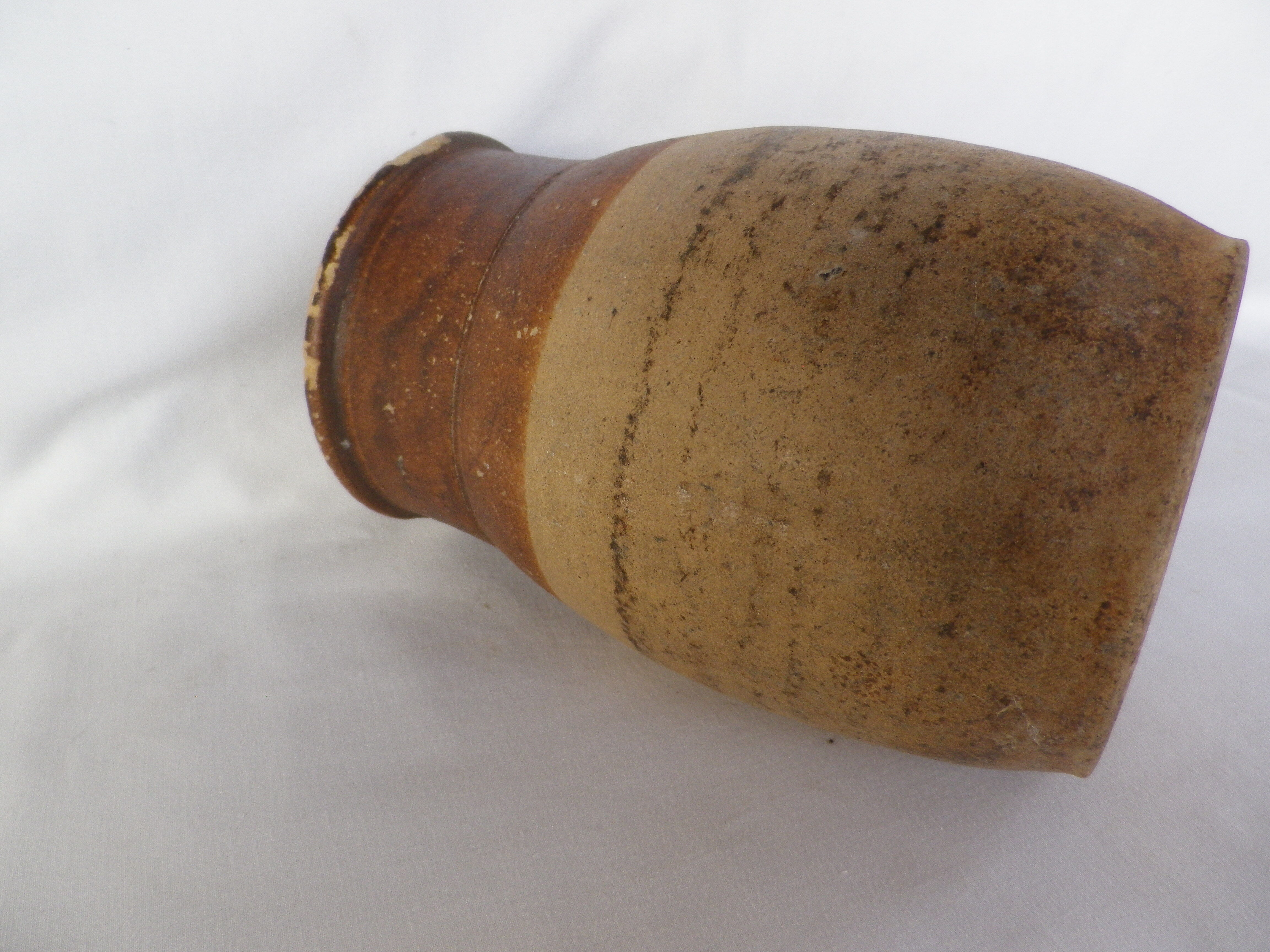 Pot a lait grès ancien