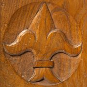 Tabouret en bois sculpté, chêne, 1950-1960