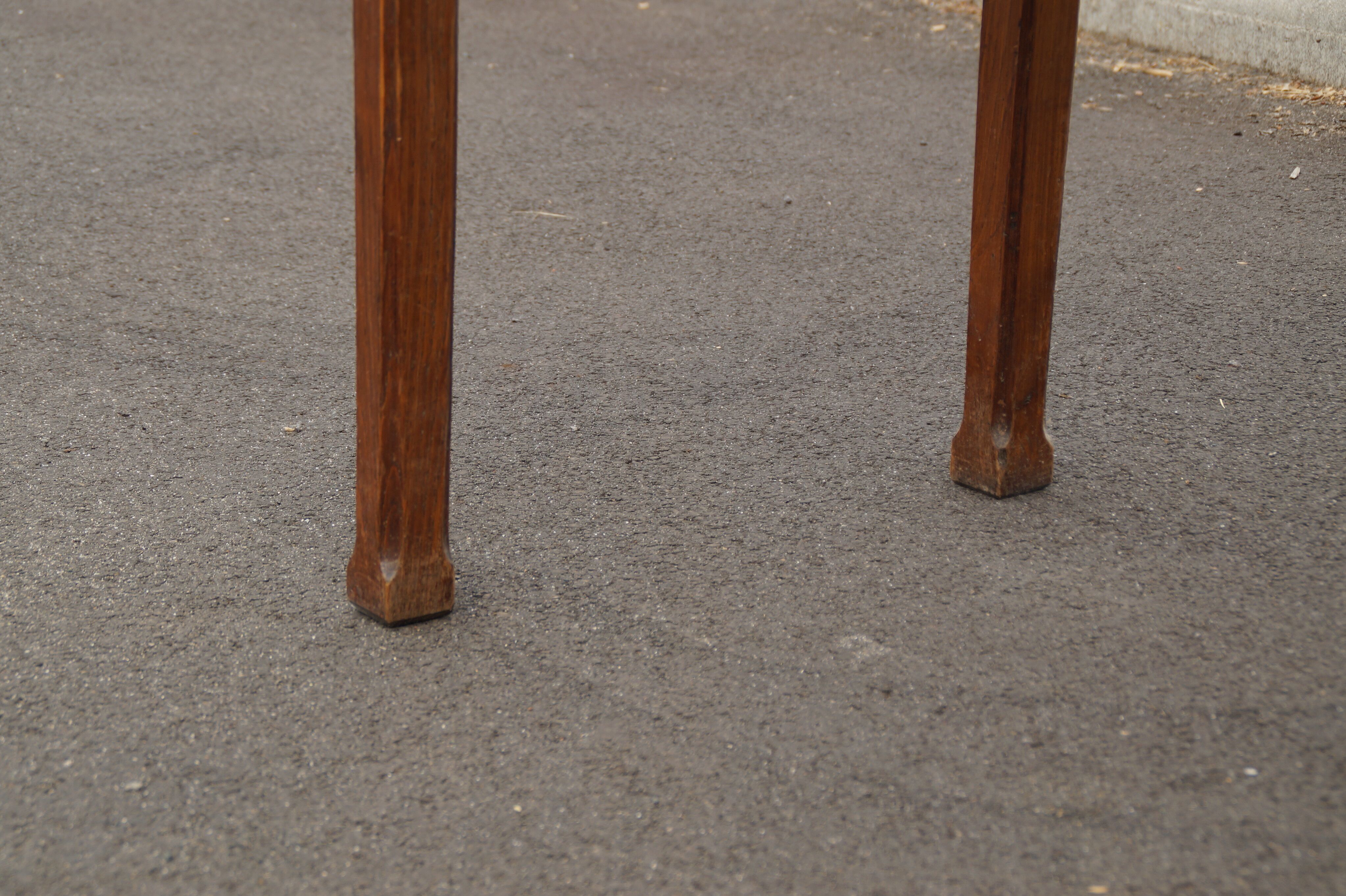 Table d'appoint années 50