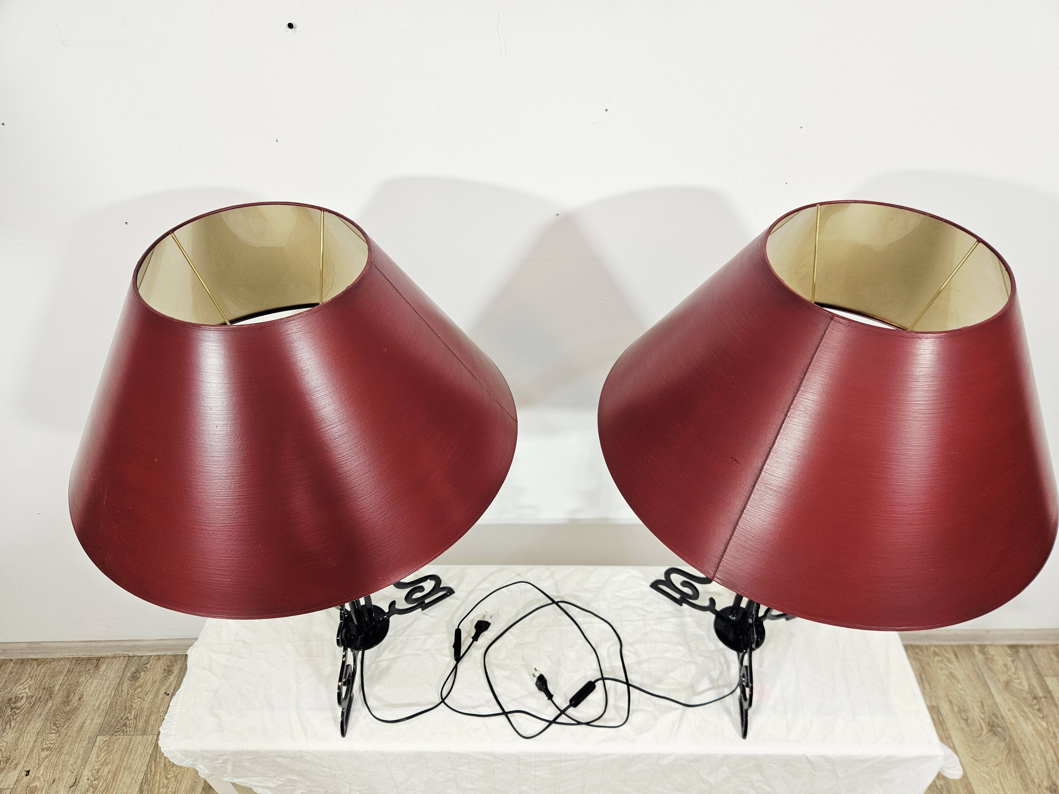 Paire Unique de Lampes de Table/Art Déco/Vintage – Bourgogne et Or/Années 1980