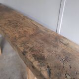 Artisanal workshop in solid wood