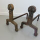 Paire de chenets modernistes en bronze massif