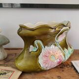 Cache-pot à décor de fleurs