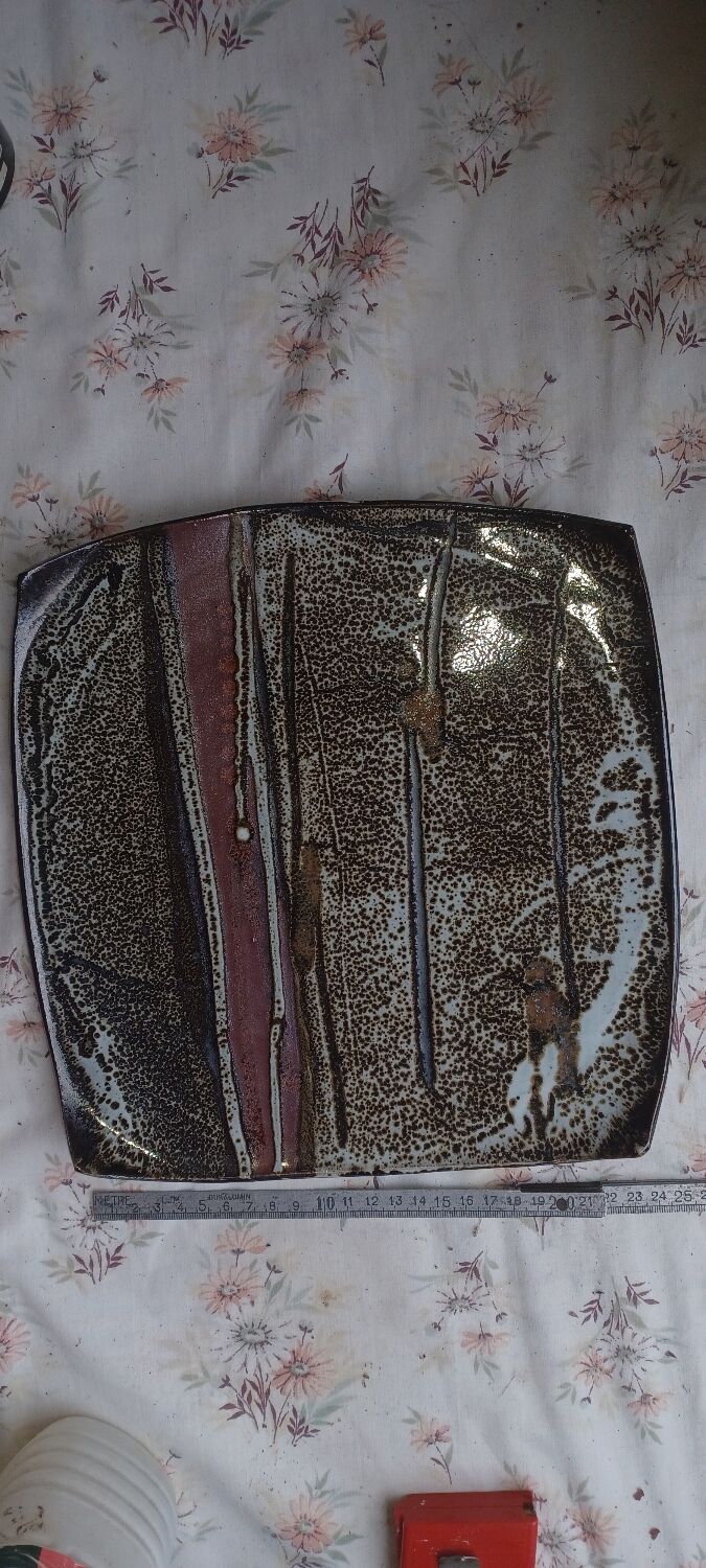 Ceramic stoneware dish