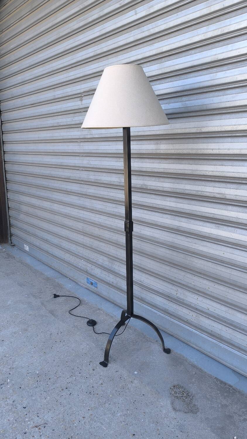 Wrought iron tripod floor lamp 1960