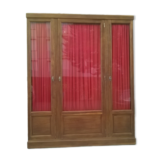 3-door oak bookcase