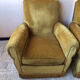 Paire de fauteuils vintage  en velours jaune