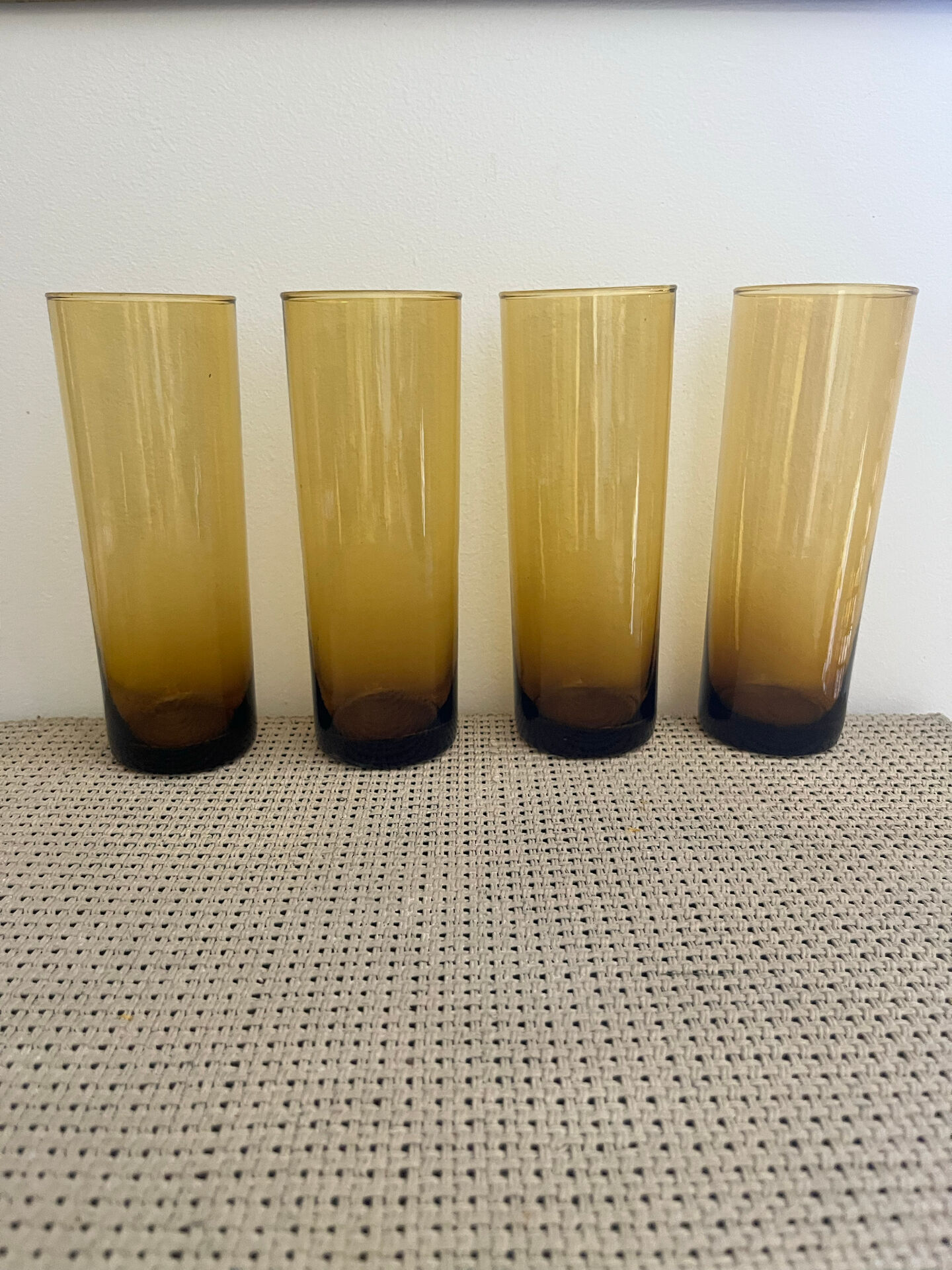 4 verres ambrés