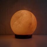 Salt crystal lamp