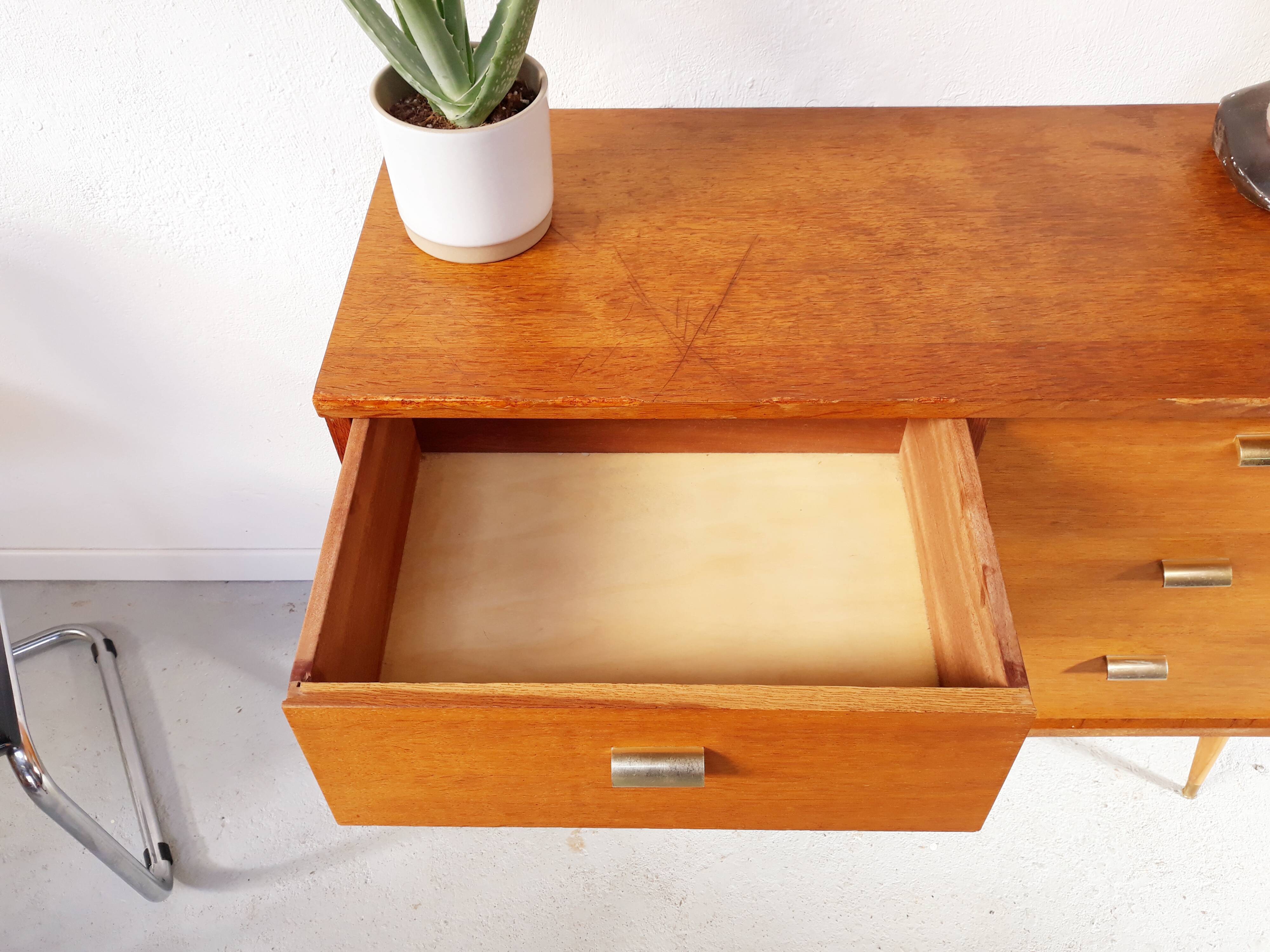 Vintage chest of drawers