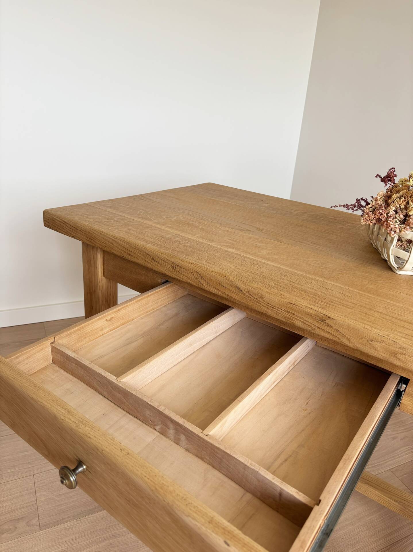 Old farmhouse table in solid oak with a drawer.
