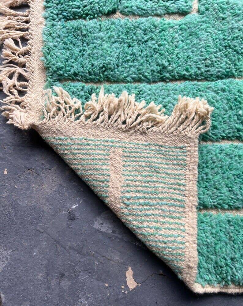Handmade pure natural wool rug, size 150 x 250 cm