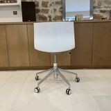 4 Cataifa 46 office chairs by Arper