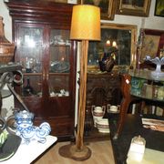 Lampadaire en bois Naturel Exotique 1950, 1960