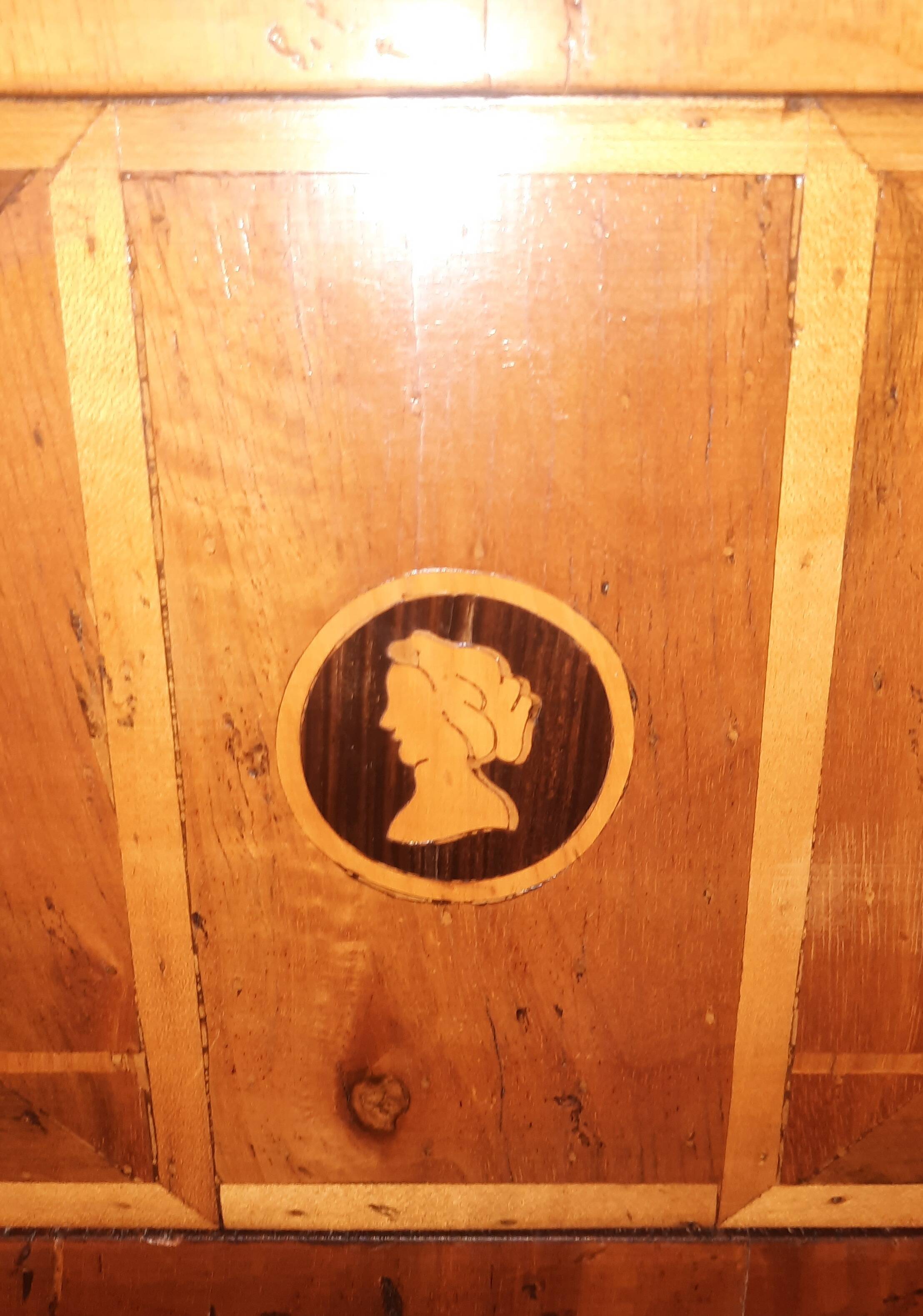 Commode scribane italienne en bois massif