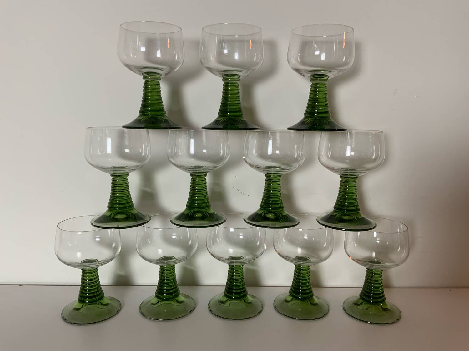 12 verres à vin blanc vintage