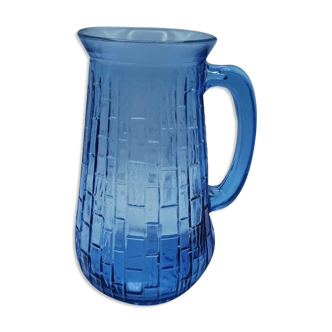 Pichet en verre bleu vintage