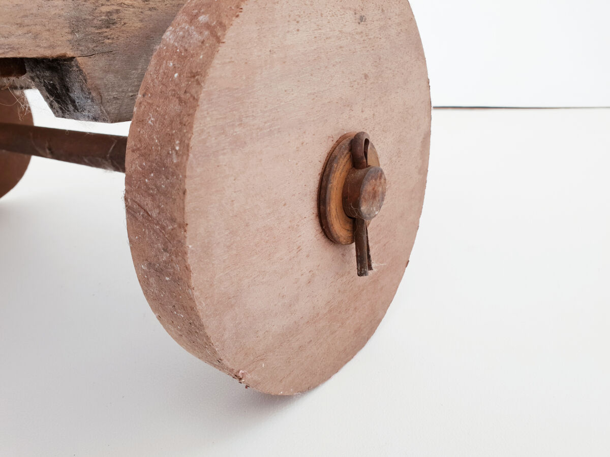 Table low industrial cart