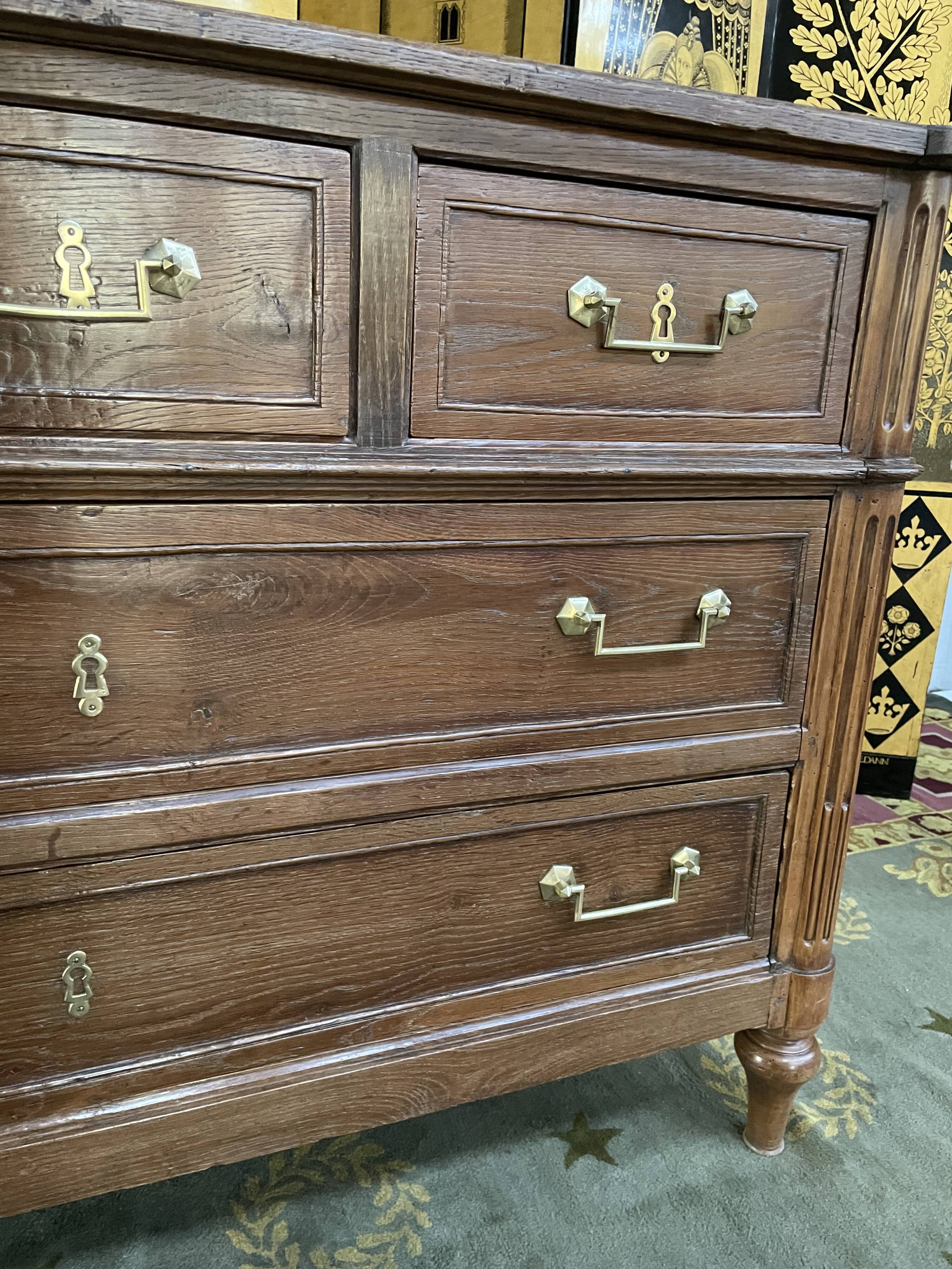 Commode Louis XVI en chêne 19eme