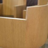 Set of 6 designer armchairs in oak and leather from the 1980s.