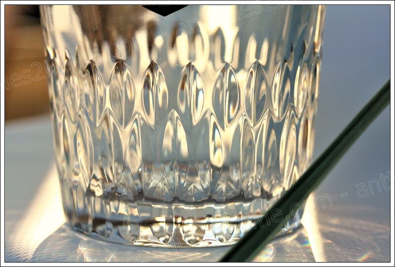 Shaker st louis crystal model thistle gold