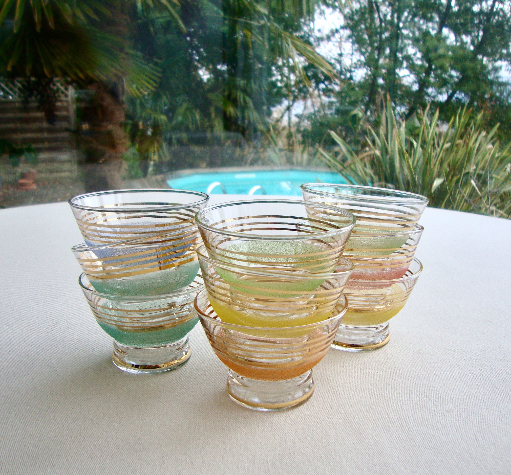 Set of 9 vintage dessert cups