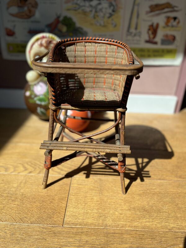 Chaise haute de poupée ''Belle époque