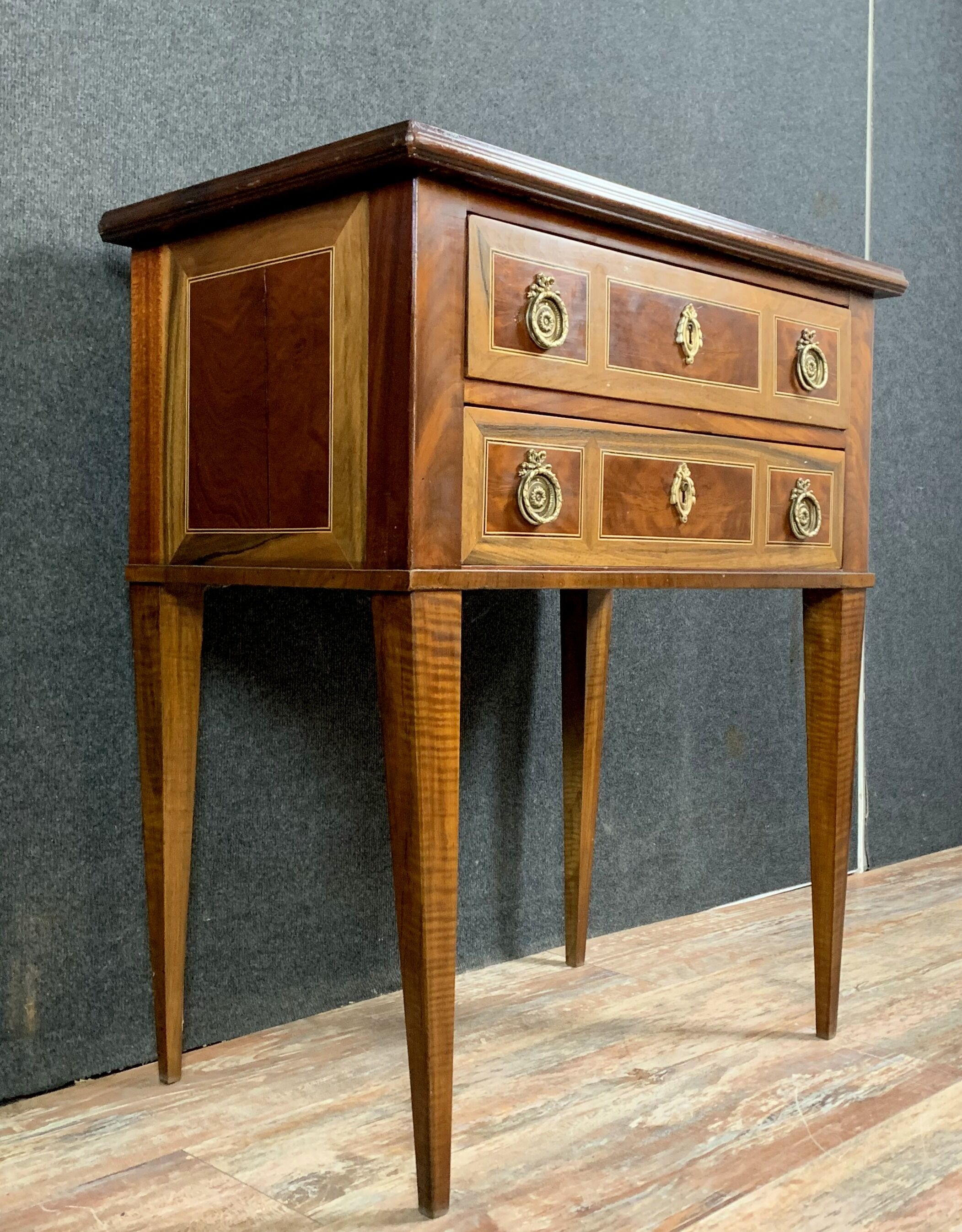 Dresser of Louis XVI in precious wood marble
