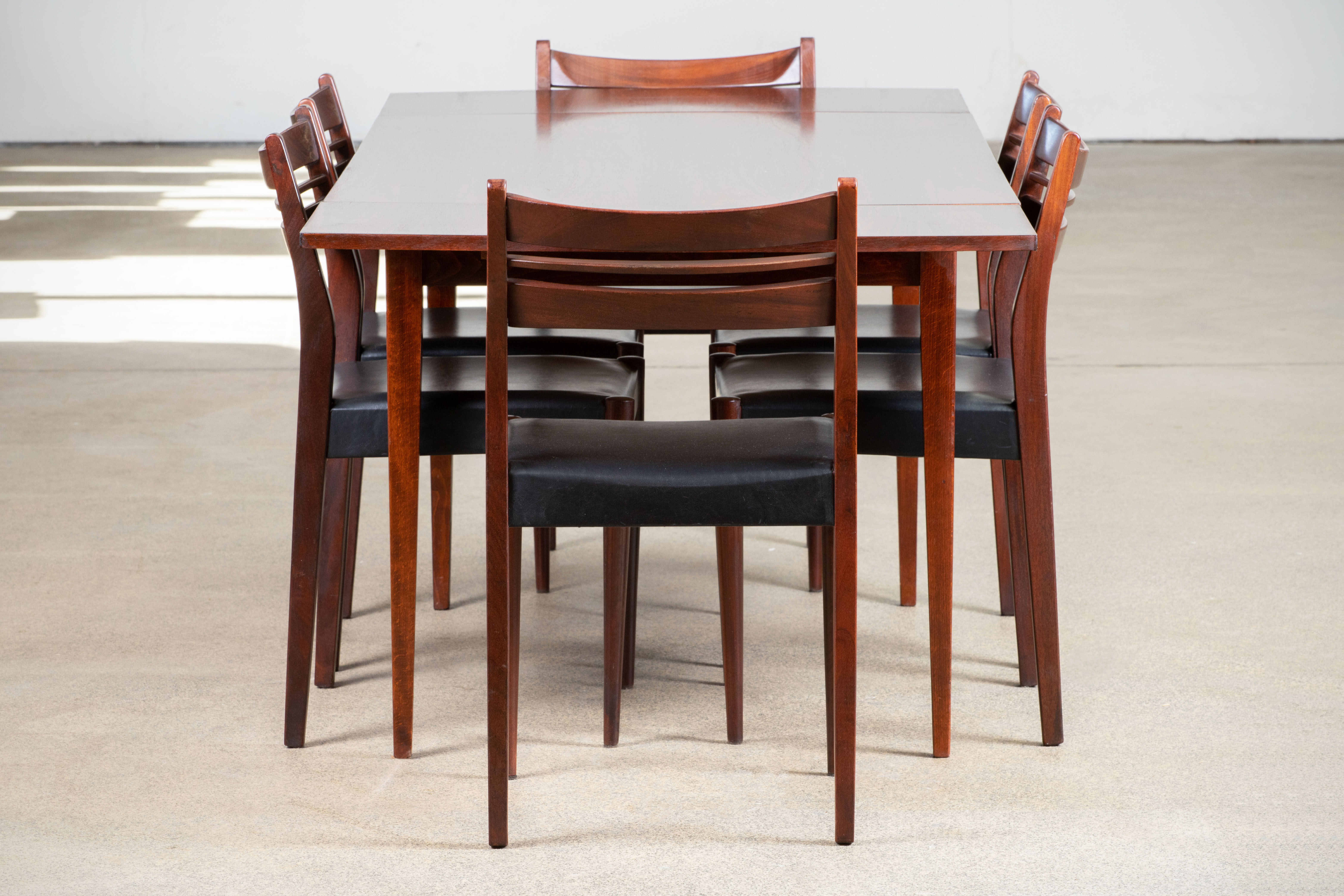 Table extensible scandinave en palissandre