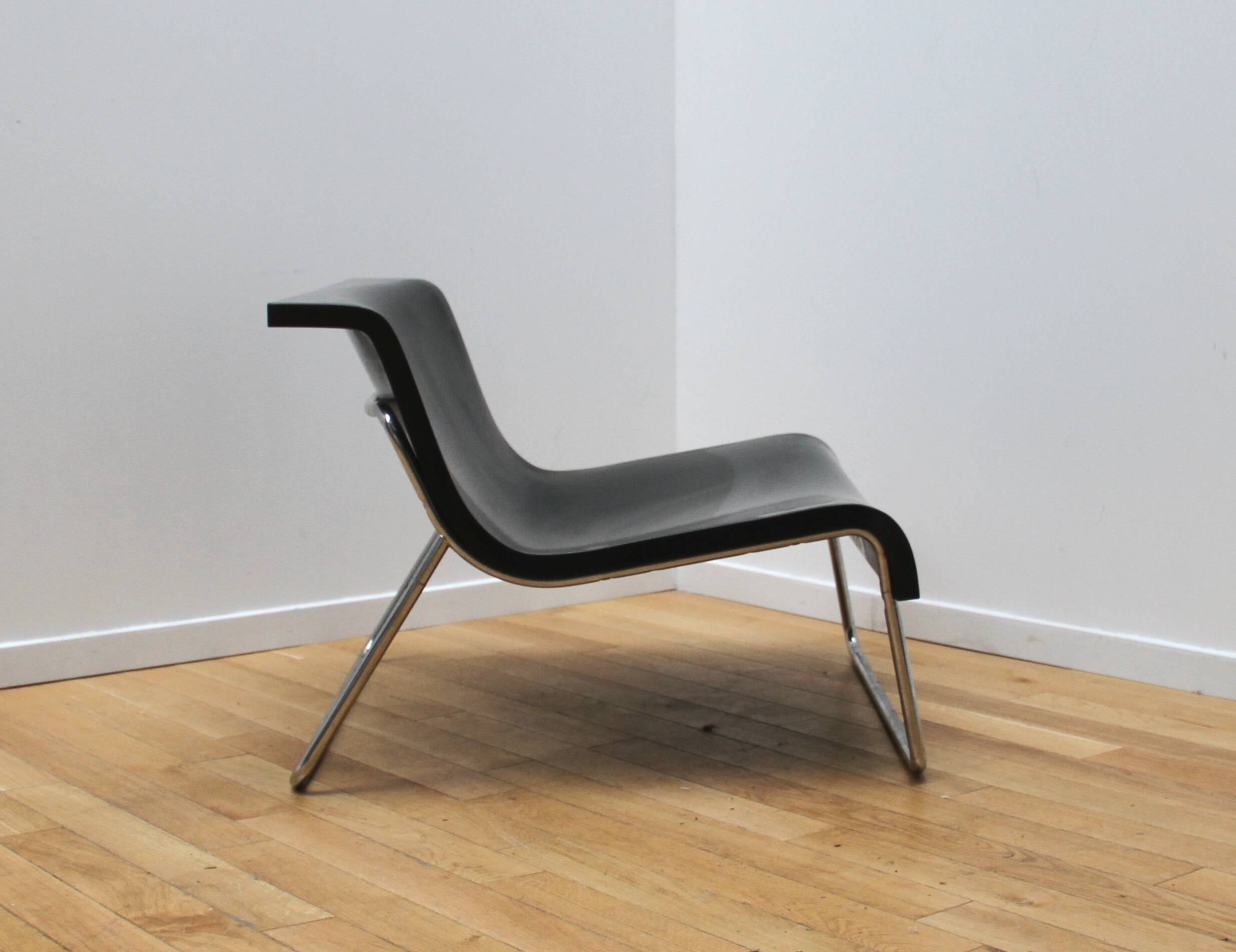 Form armchair, Kartell