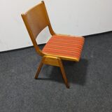 Stacking chair