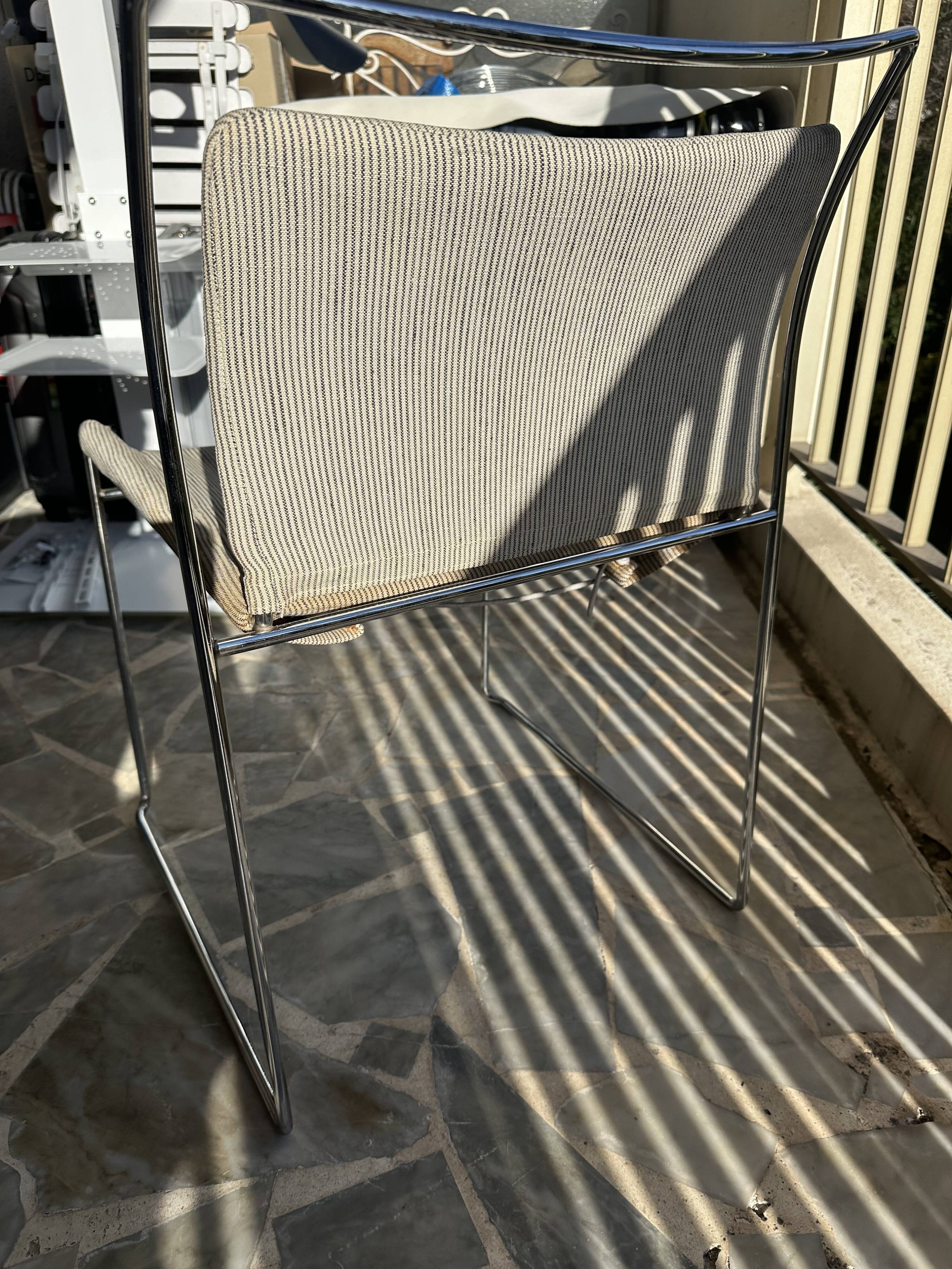 4 Chaise TULU