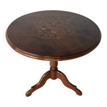 Table à thé en noyer