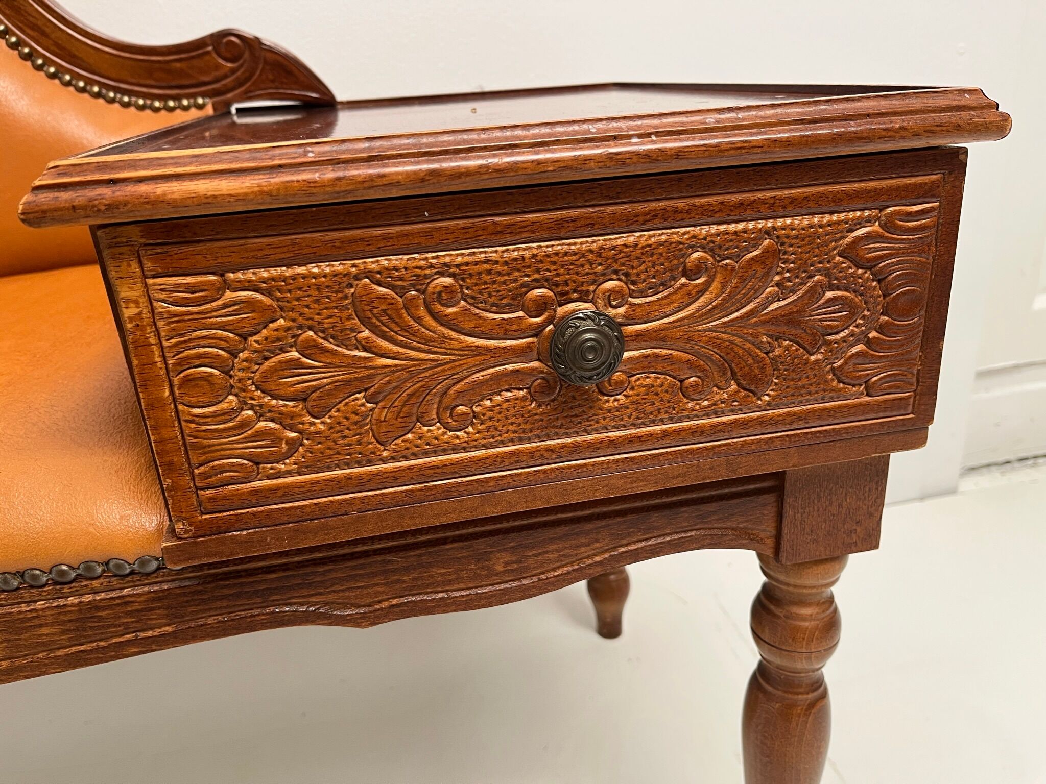 Telephone cabinet 50s