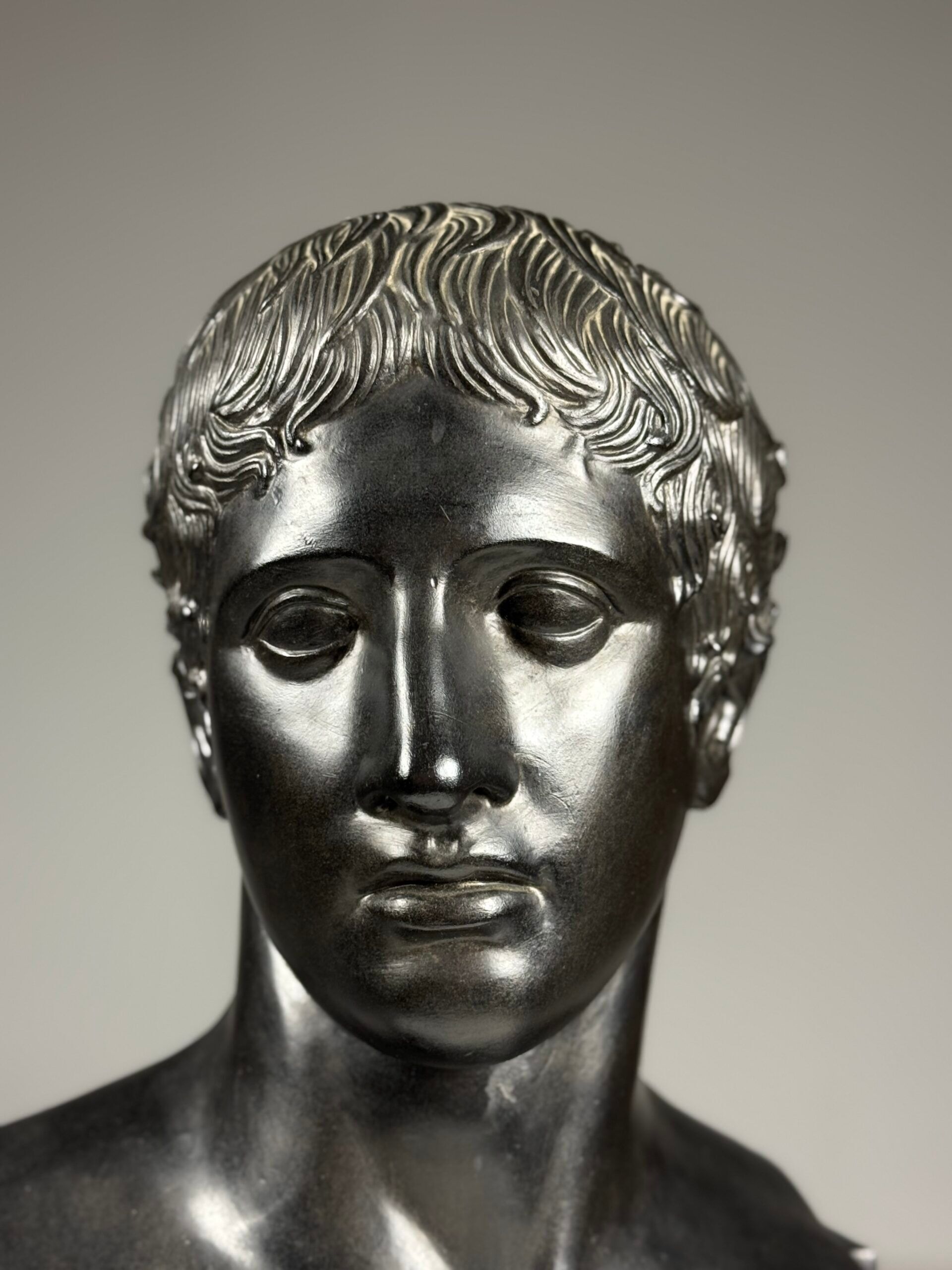 Buste grec de Doryphoros fin du 20e siècle