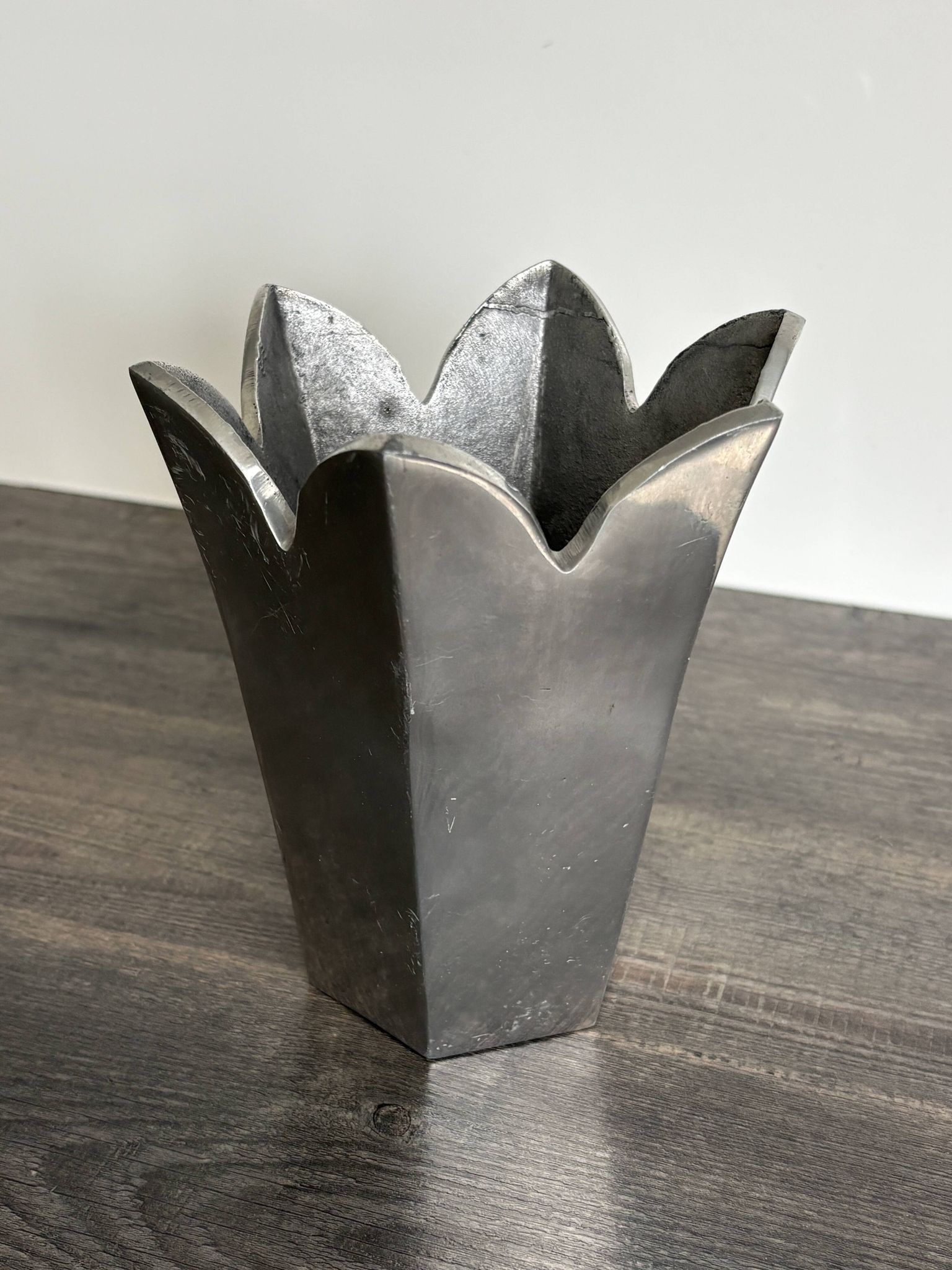 Tulip Vase Habitat – 90s Vintage Design