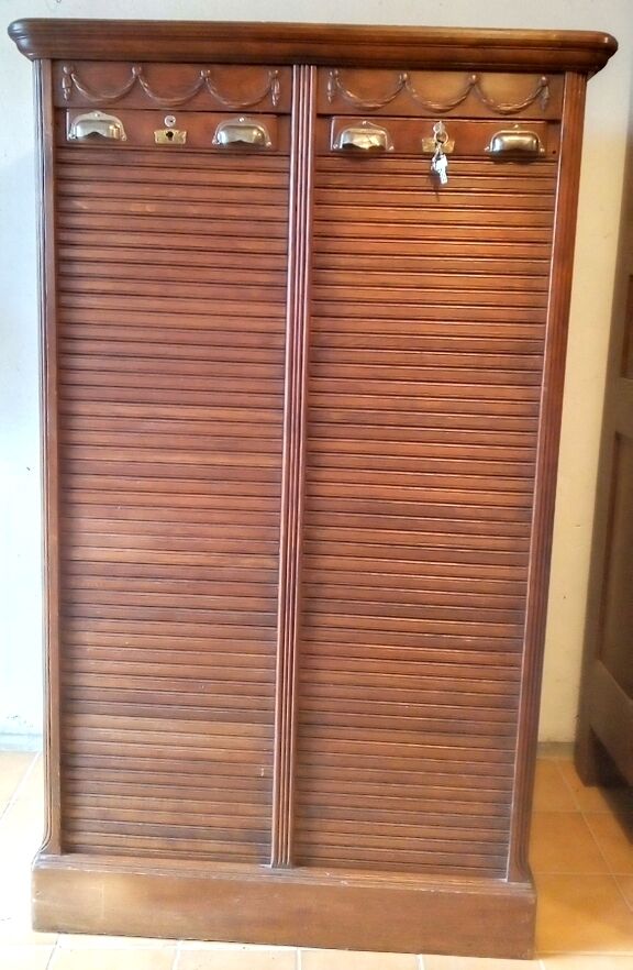 Double curtain binder of solid oak notary 1930