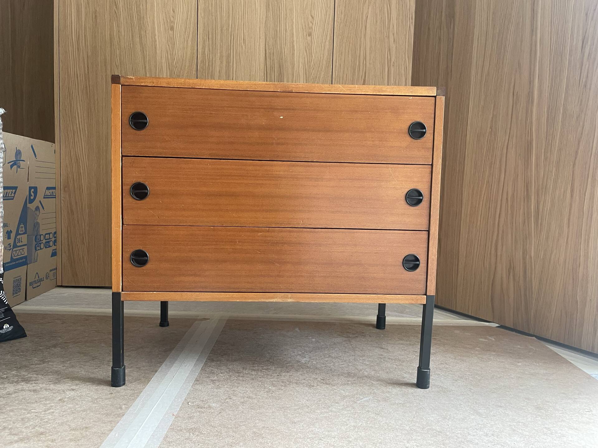 Minvielle ARP commode