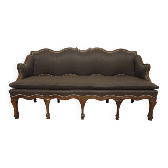 Regency period sofa in oak from the early 18th century