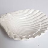 Duo of scallop shell ramekins