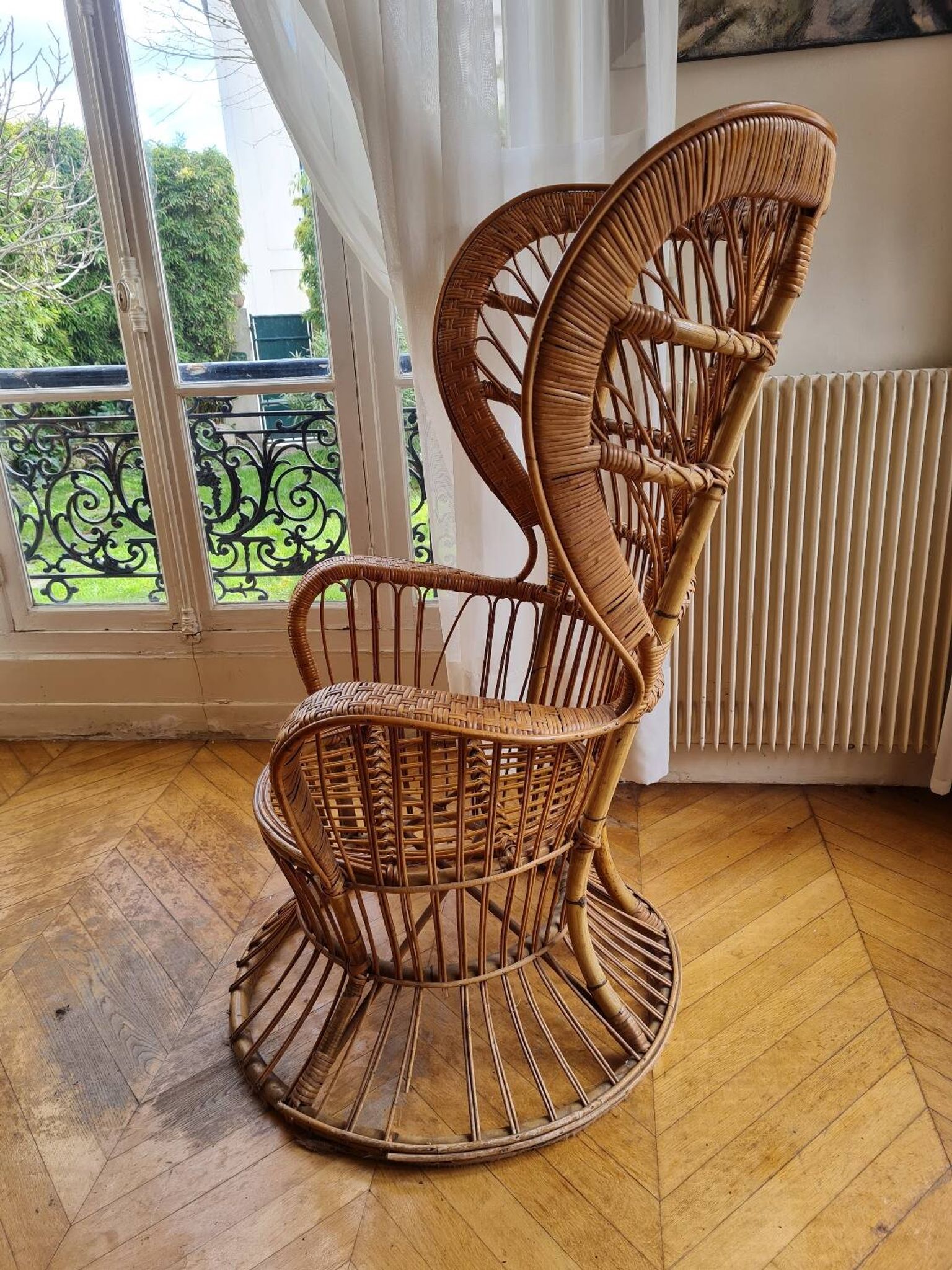 Gio Ponti and Lio Carminati vintage armchair. Bonacina edition 1950.