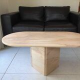 Table basse italienne ovale en marbre rose 1970-80