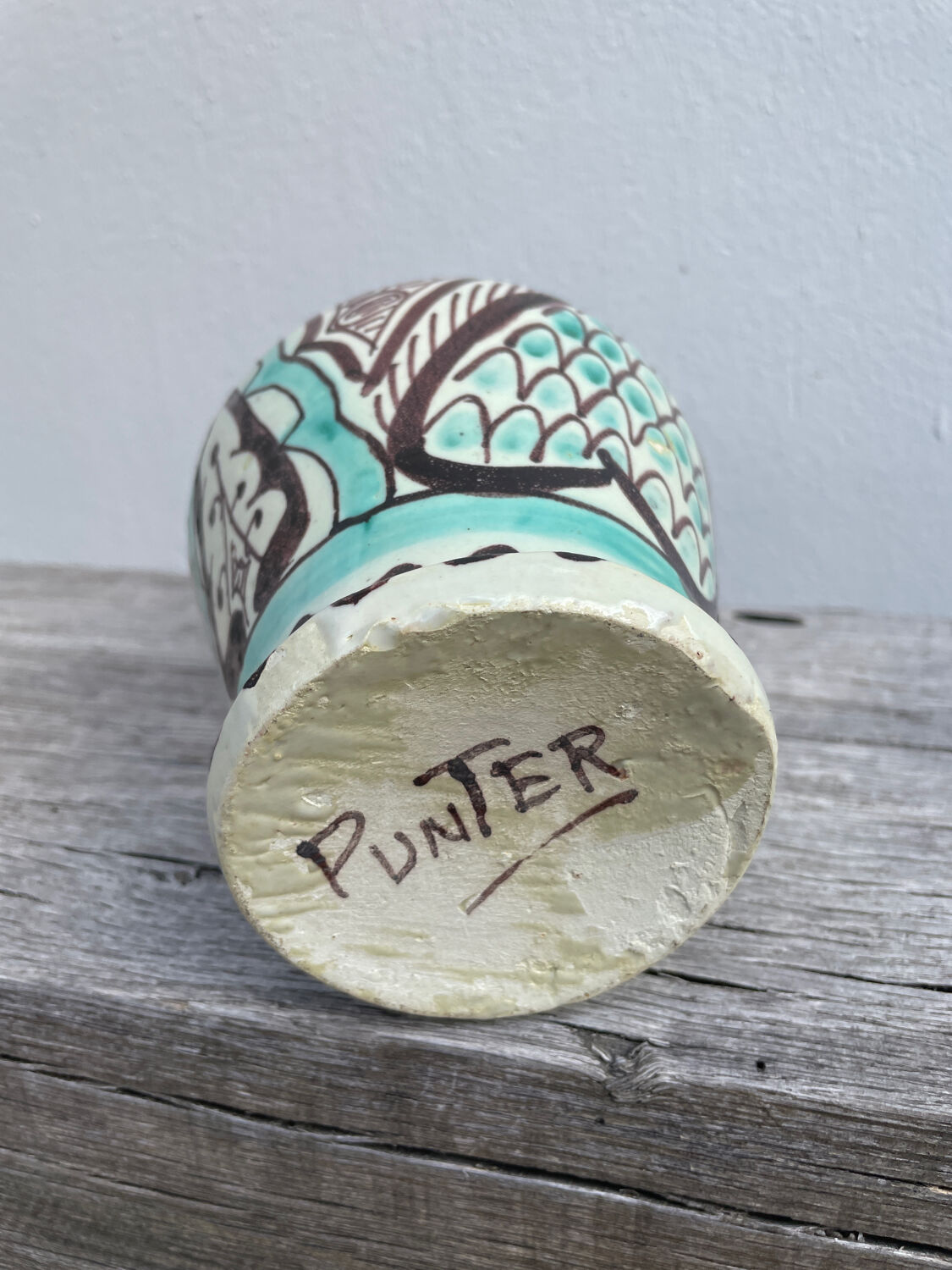 Antique Punter ceramic jar