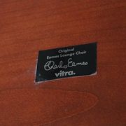 Fauteuil Lounge par Ray & Charles Eames pour Vitra, années 2000.