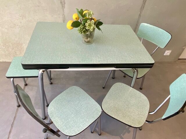 Table formica extensions 150 cm with 4 seats