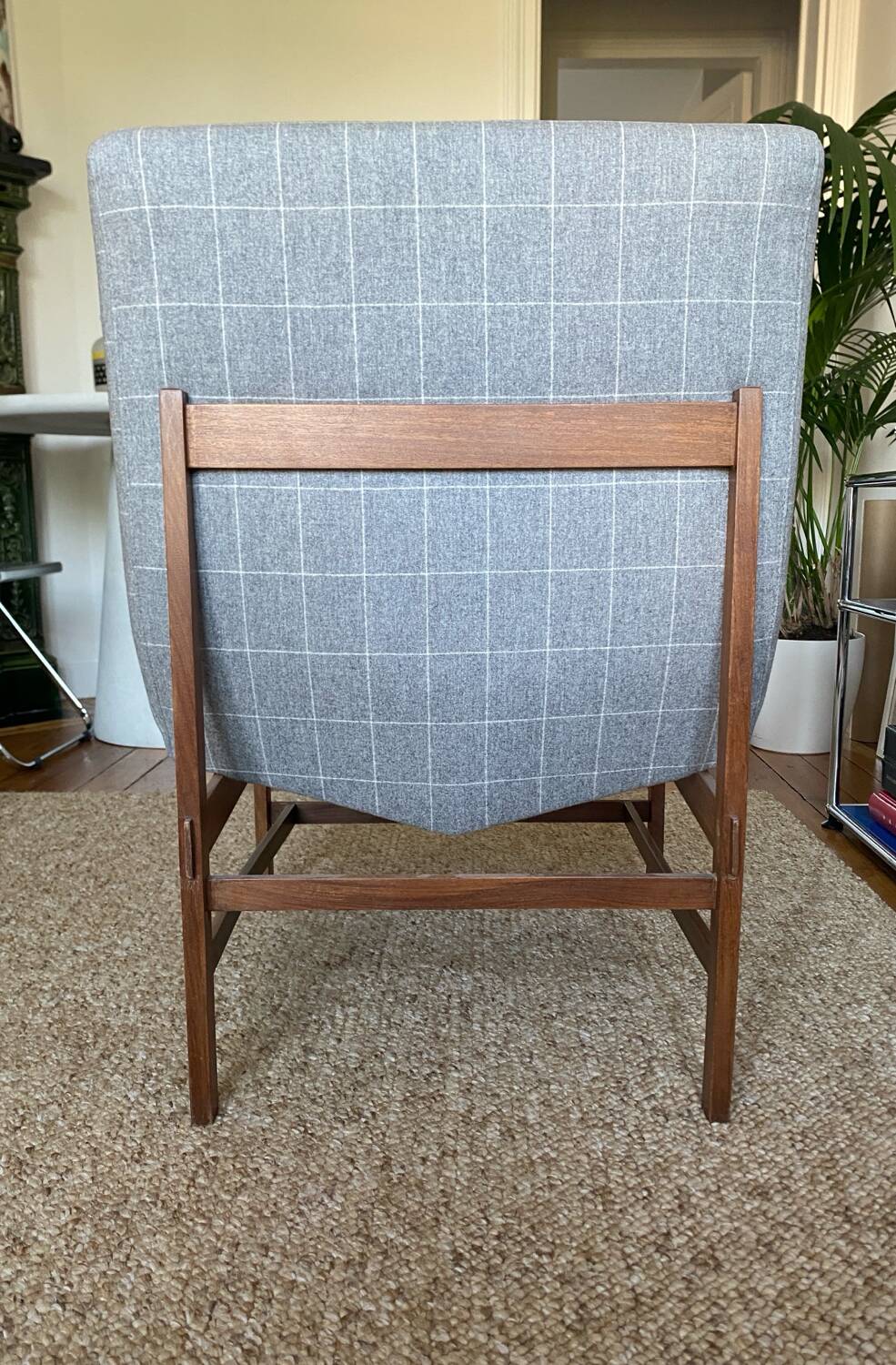 Vintage armchair with a Scandinavian spirit