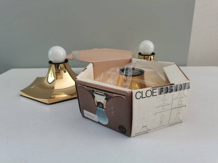 Pair of Italian wall lights by Fosnova from the 1980s.