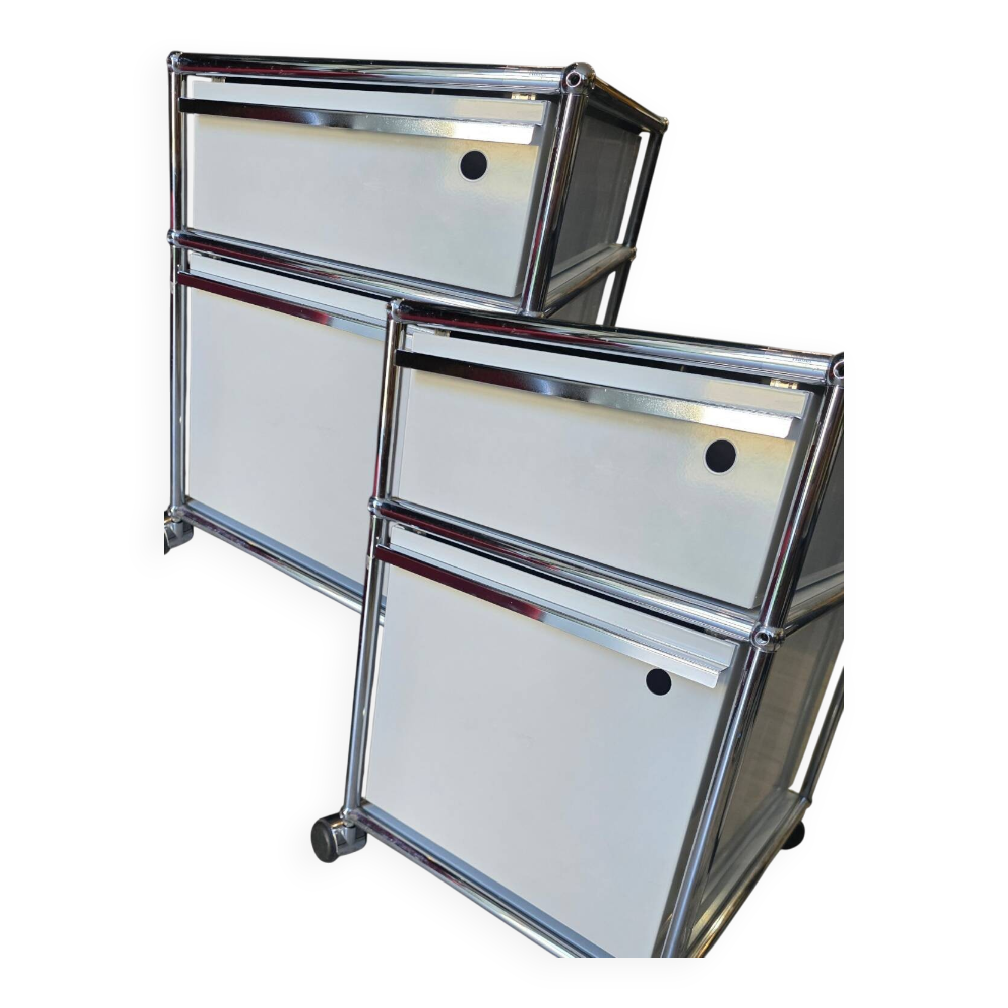 Set of 2 USM Haller cabinets