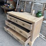 Commode en bois brut